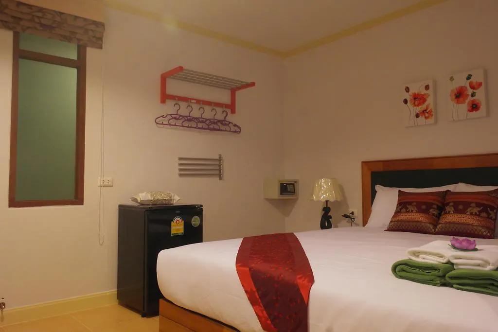 Lanta At Home - Sha Extra Plus Ko Lanta 2*,